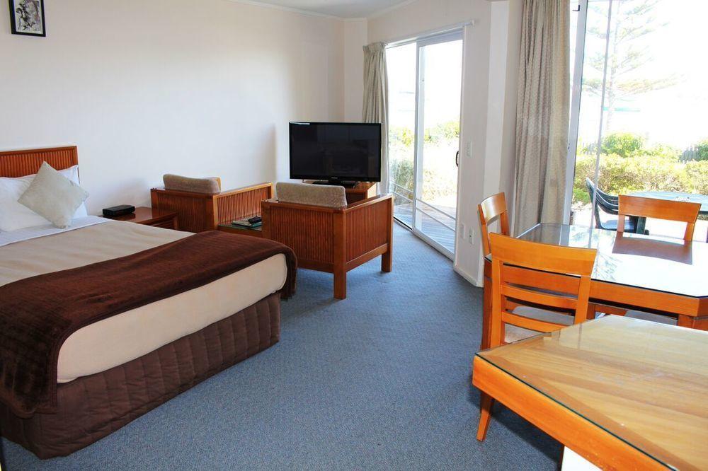 Bucklands Beach Waterfront Motel Auckland Buitenkant foto
