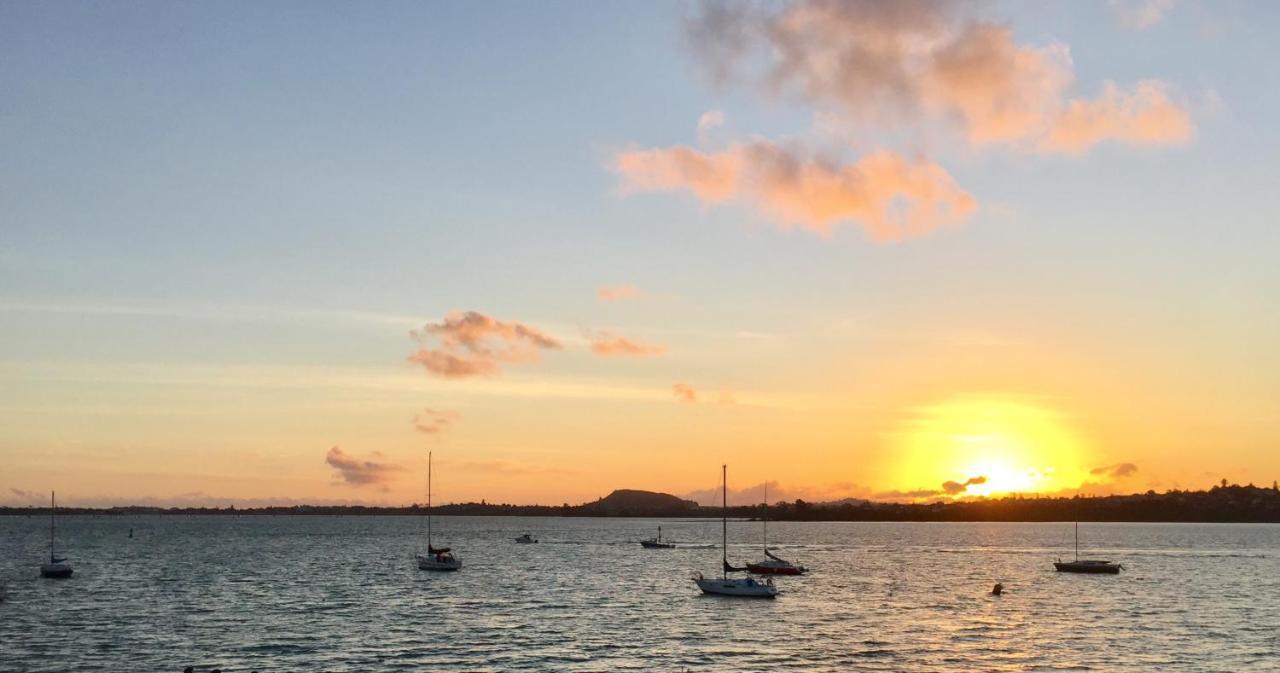 Bucklands Beach Waterfront Motel Auckland Buitenkant foto