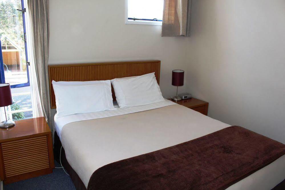 Bucklands Beach Waterfront Motel Auckland Buitenkant foto